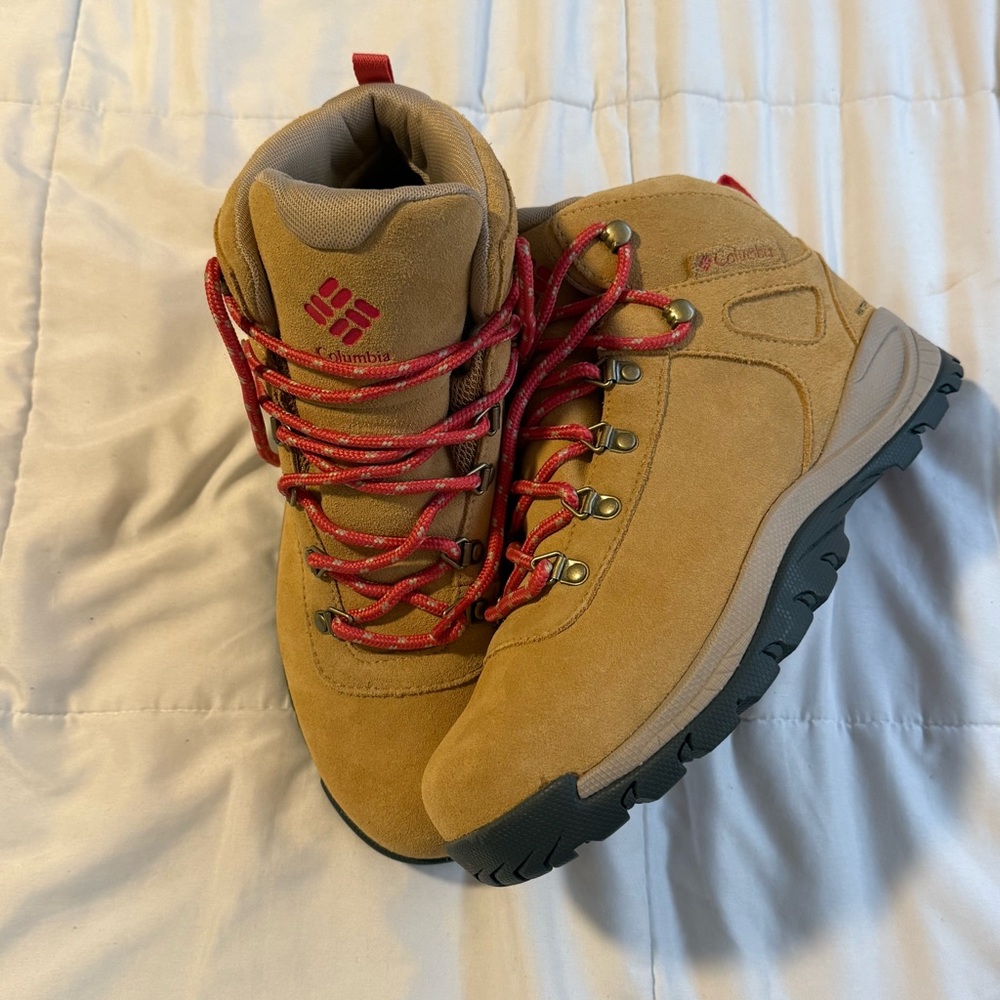 Columbia Yoncalla Mid Suede‎ WP Women's 10 Waterproof Hiking Boots